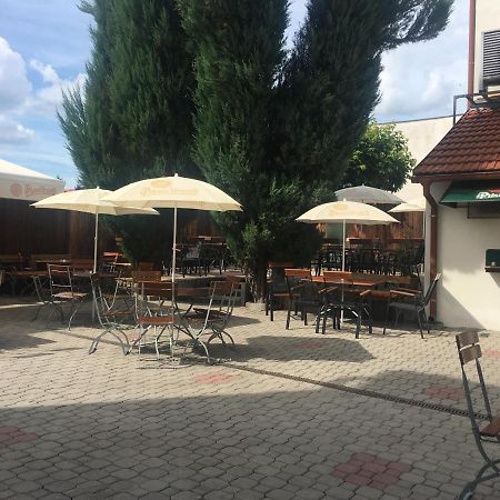 Apartmán 3, Suvorovova 158 Cesky Brod Exterior foto